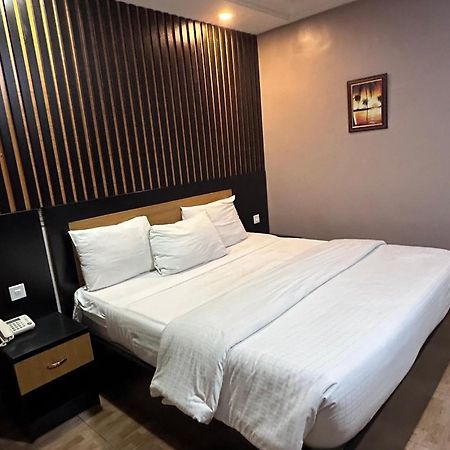 Msquare Hotel Gra Ikeja Exterior foto