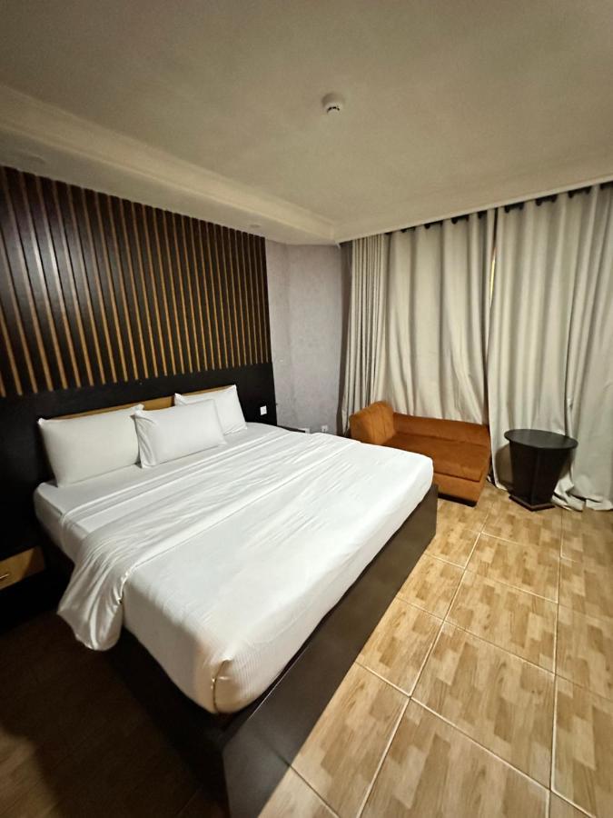 Msquare Hotel Gra Ikeja Exterior foto